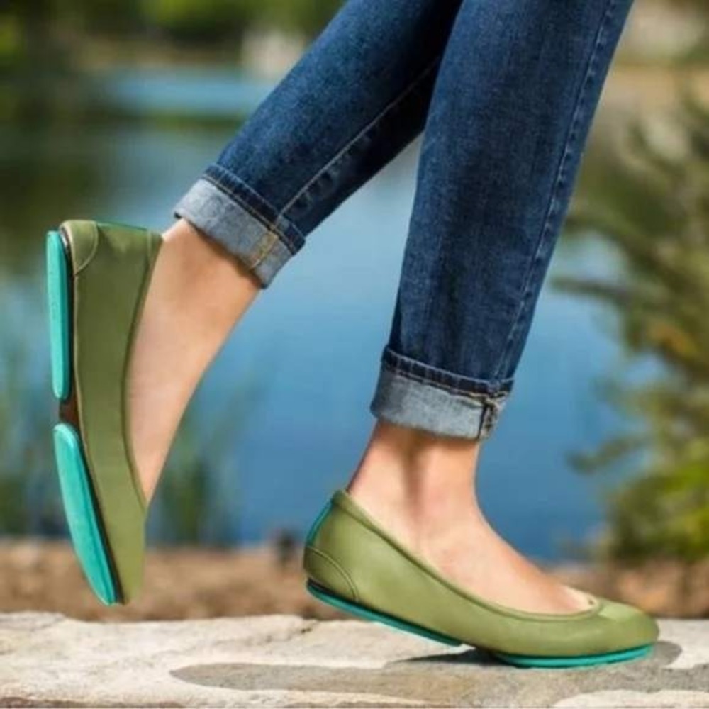 Tieks Olive Green Leather Ballet Flats Womens Sz 6 Foldable Shoes Comfort Travel